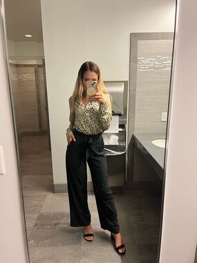 lululemon Noir Pant
